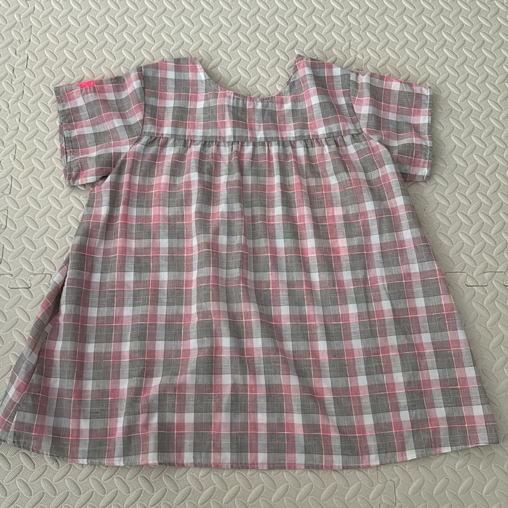 See and Be Seen Neon Pink Embroidered Top - Picture 4 of 4